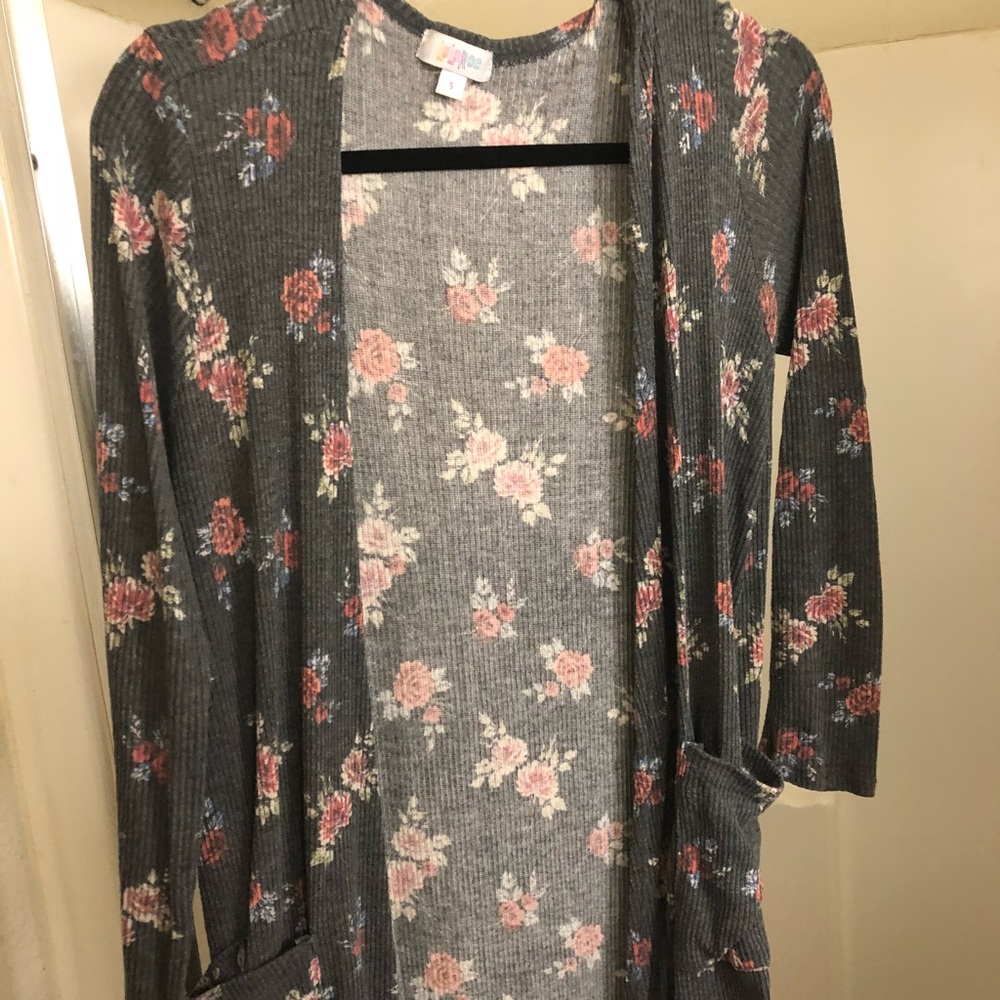 Lularoe Unicorn Rose Floral Sarah cardigan